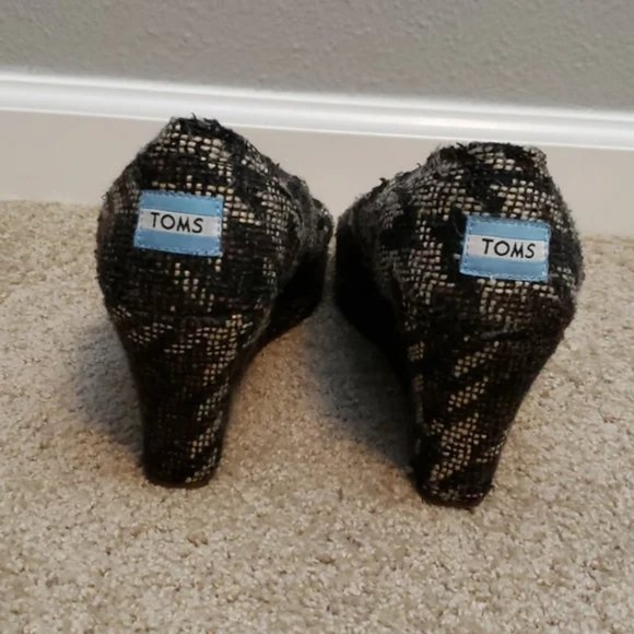 TOMS open toe, platform wedge Shoes - Picture 6 of 6